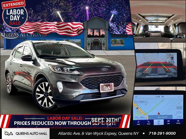 Photo of 2020 Magnetic Metallic Ford Escape