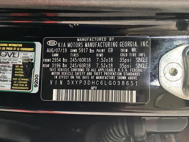 Photo of 2020 Ebony Black Kia Telluride