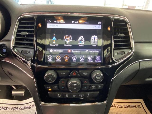 Photo of 2020 Bright White Clearcoat Jeep Grand Cherokee