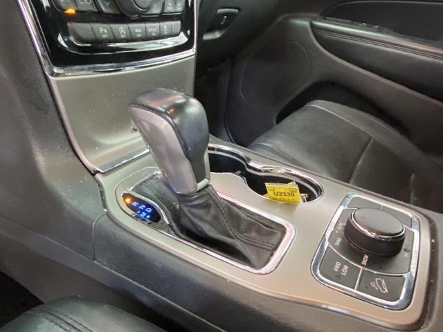 Photo of 2020 Bright White Clearcoat Jeep Grand Cherokee