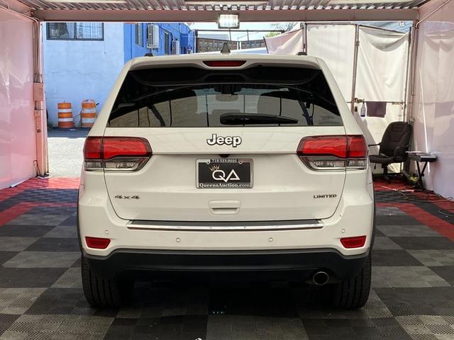 Photo of 2020 Bright White Clearcoat Jeep Grand Cherokee