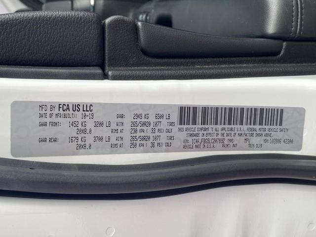 Photo of 2020 Bright White Clearcoat Jeep Grand Cherokee