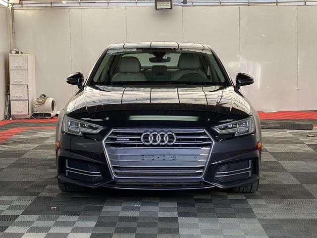 Photo of 2018 Moonlight Blue Metallic Audi A4