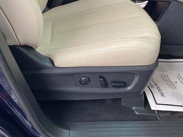 Photo of 2022 Grand Blue INFINITI QX60