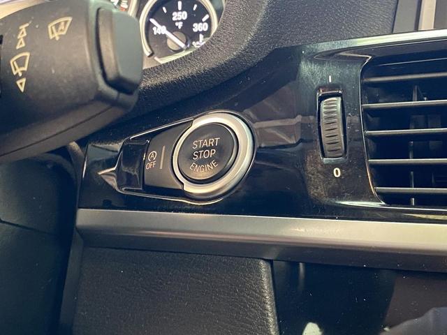 Photo of 2016 Black Sapphire Metallic BMW X4