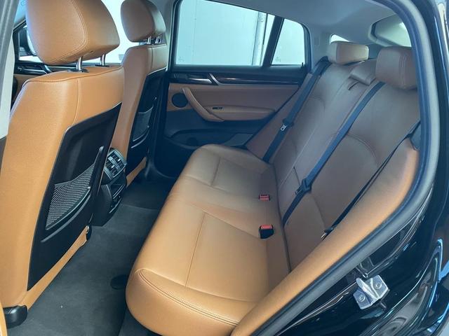 Photo of 2016 Black Sapphire Metallic BMW X4