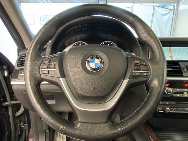 Photo of 2016 Black Sapphire Metallic BMW X4
