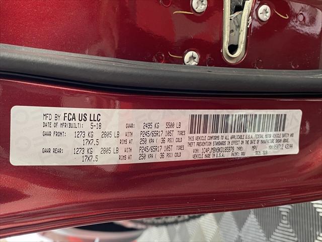 Photo of 2019 Velvet Red Pearlcoat Jeep Cherokee
