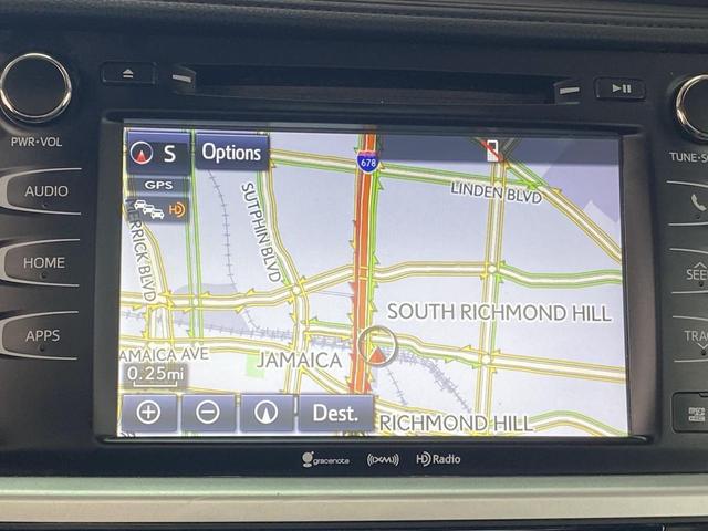 Photo of 2017 Predawn Gray Mica Toyota Highlander