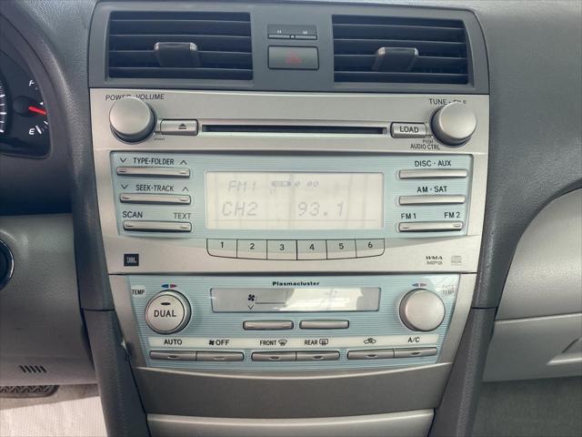 Photo of 2008 Magnetic Gray Metallic Toyota Camry