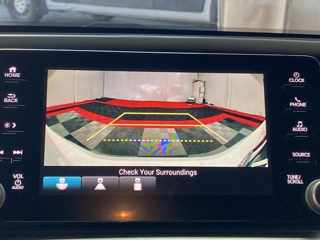 Photo of 2018 Platinum White Pearl Honda Accord