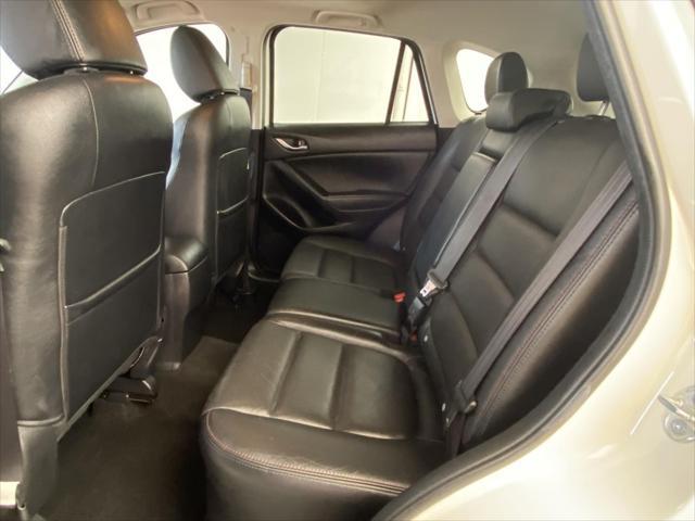 Photo of 2015 Crystal White Mica Mazda CX-5