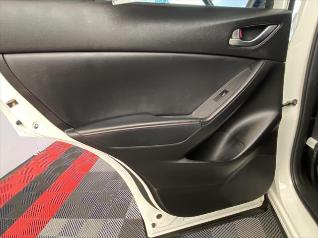 Photo of 2015 Crystal White Mica Mazda CX-5