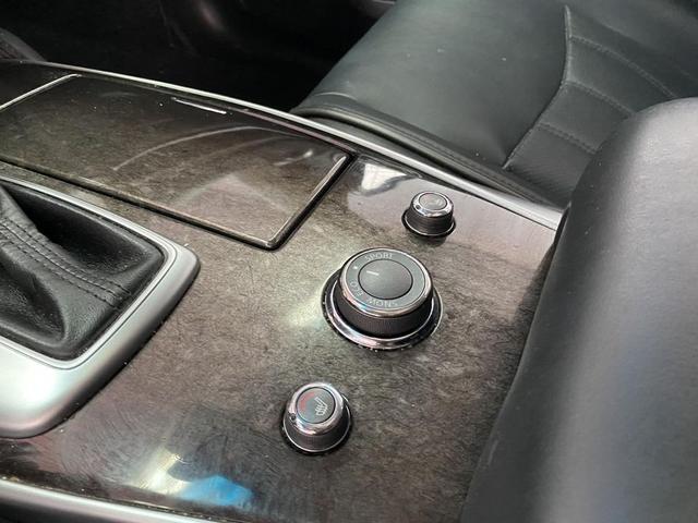 Photo of 2014 Liquid Platinum INFINITI QX60
