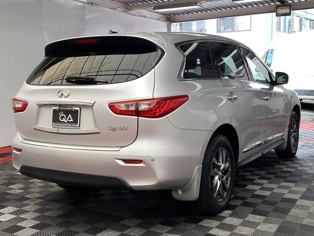 Photo of 2014 Liquid Platinum INFINITI QX60