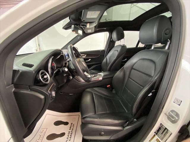 Photo of 2019 Polar White Mercedes-Benz GLC 300