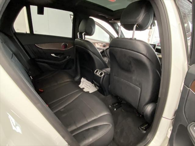 Photo of 2019 Polar White Mercedes-Benz GLC 300