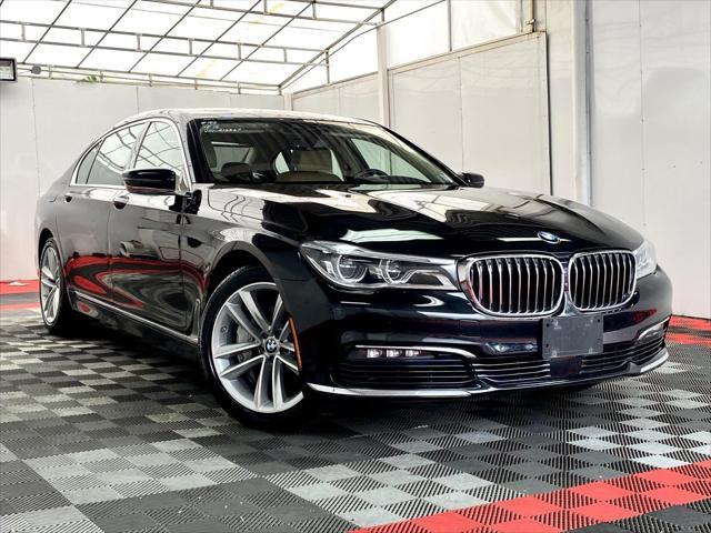 2016 BMW 750