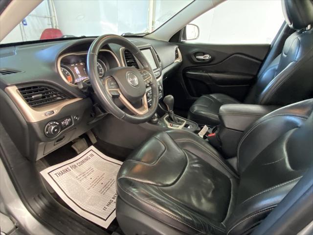 Photo of 2015 Billet Silver Metallic Clearcoat Jeep Cherokee