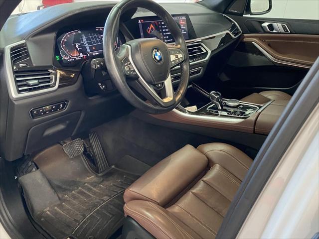 Photo of 2021 Mineral White Metallic BMW X5