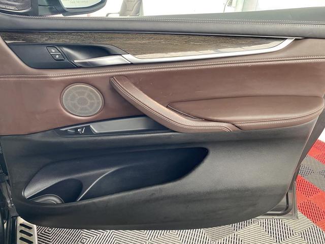 Photo of 2015 Dark Graphite Metallic BMW X5