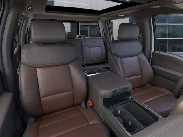 Photo of 2025 Oxford White Ford F-250
