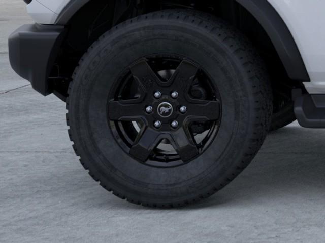 Photo of 2025 Oxford White Ford Bronco
