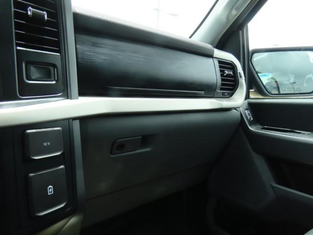 Photo of 2021 Oxford White Ford F-150