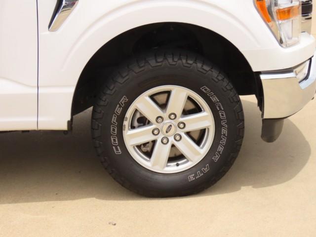 Photo of 2021 Oxford White Ford F-150