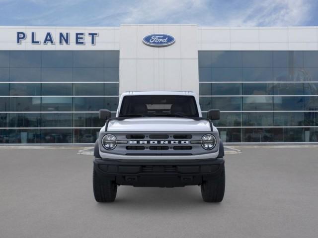 Photo of 2025 Oxford White Ford Bronco