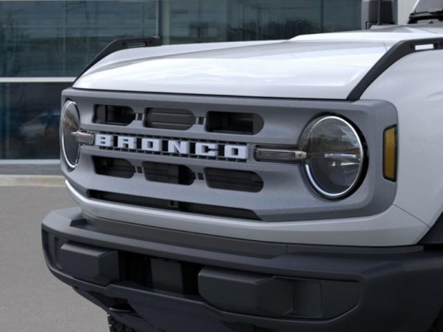 Photo of 2025 Oxford White Ford Bronco