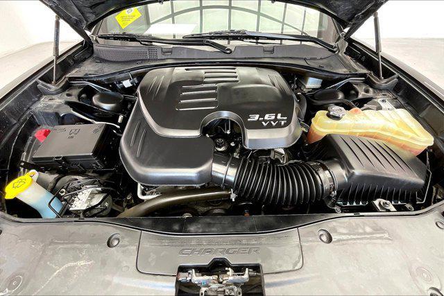 Photo of 2022 Pitch Black Clearcoat Dodge Charger