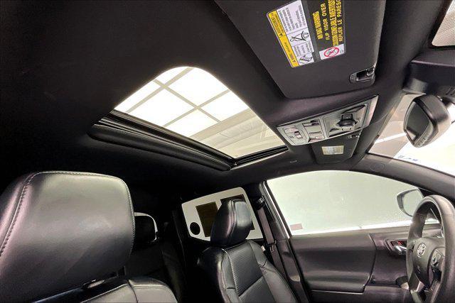 Photo of 2023 Ice Cap Toyota Tacoma