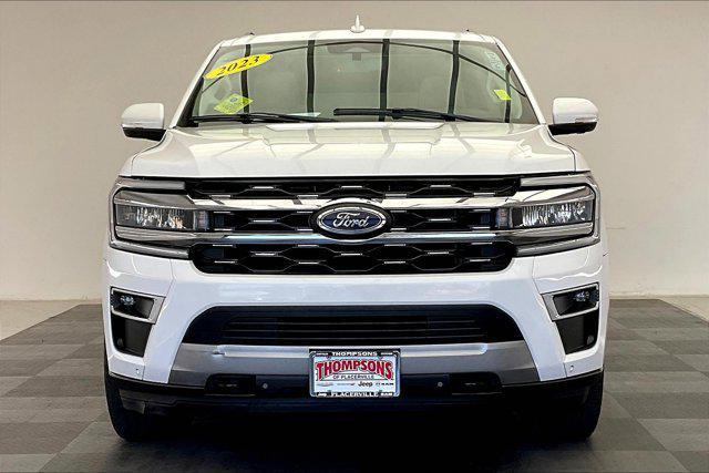 Photo of 2023 Oxford White Ford Expedition Max