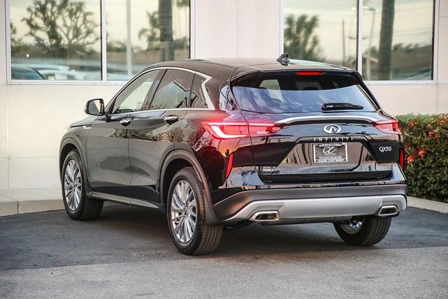 Photo of 2025 Black Obsidian INFINITI QX50