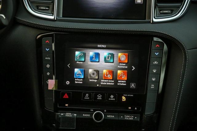 Photo of 2025 Black Obsidian INFINITI QX50
