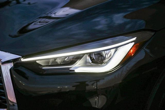 Photo of 2025 Black Obsidian INFINITI QX50
