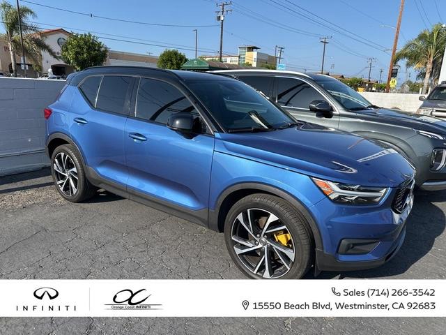 2020 Volvo XC40