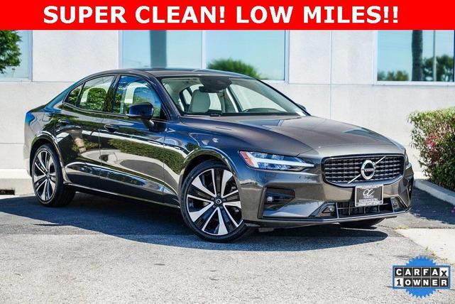 2022 Volvo S60