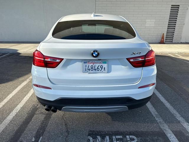 Photo of 2018 Alpine White BMW X4