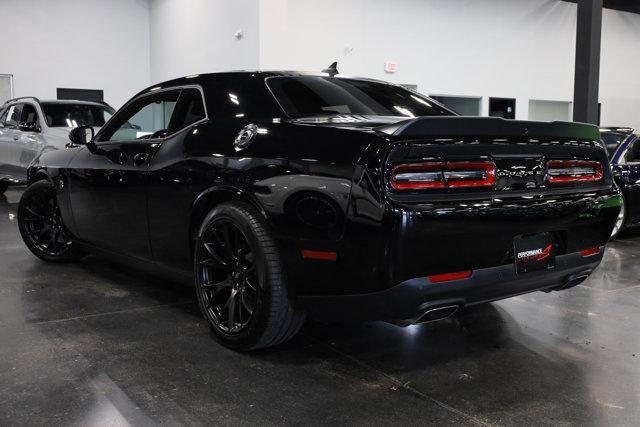 Photo of 2018 Pitch Black Clearcoat Dodge Challenger