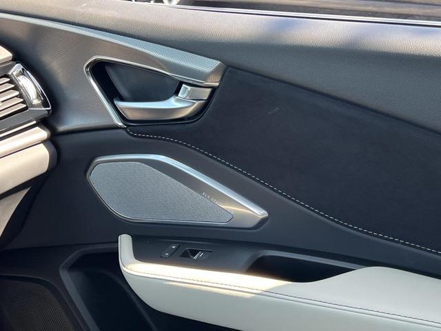 Photo of 2023 Apex Blue Pearl Acura RDX