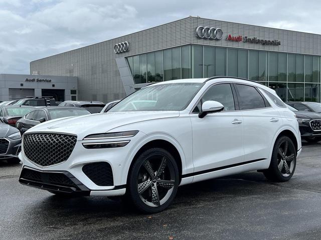Photo of 2025 Uyuni White Genesis GV70