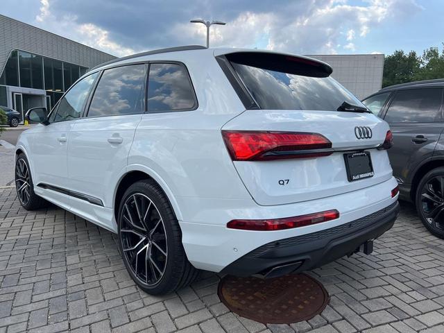 Photo of 2025 Glacier White Metallic Audi Q7