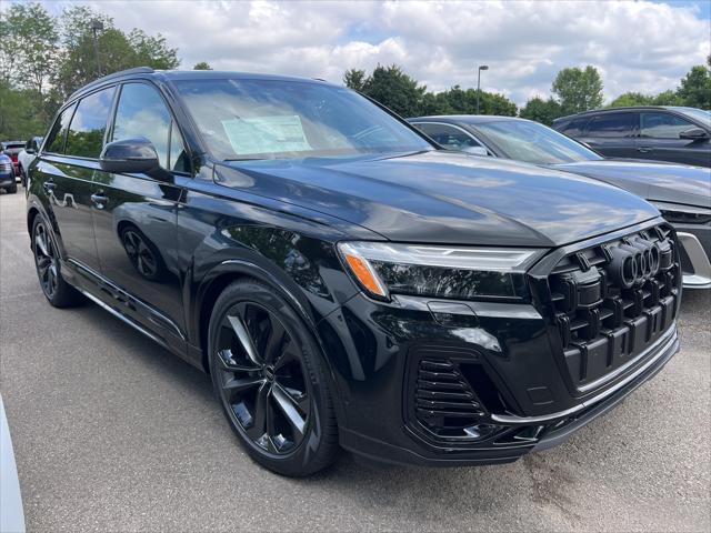 Photo of 2025 Mythos Black Metallic Audi Q7