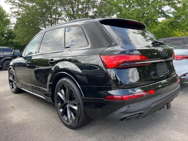 Photo of 2025 Mythos Black Metallic Audi Q7
