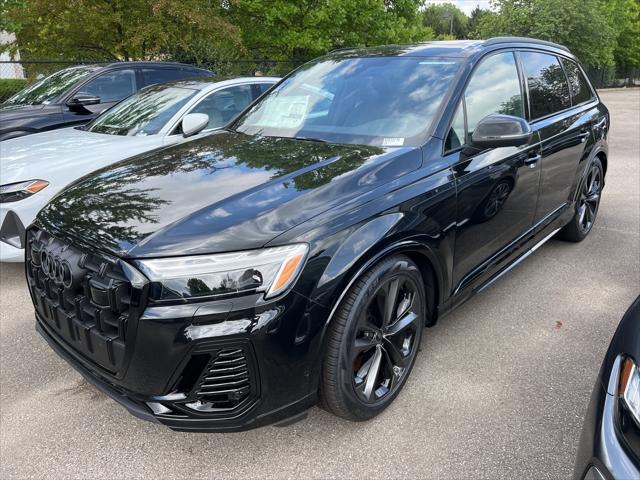 Photo of 2025 Mythos Black Metallic Audi Q7