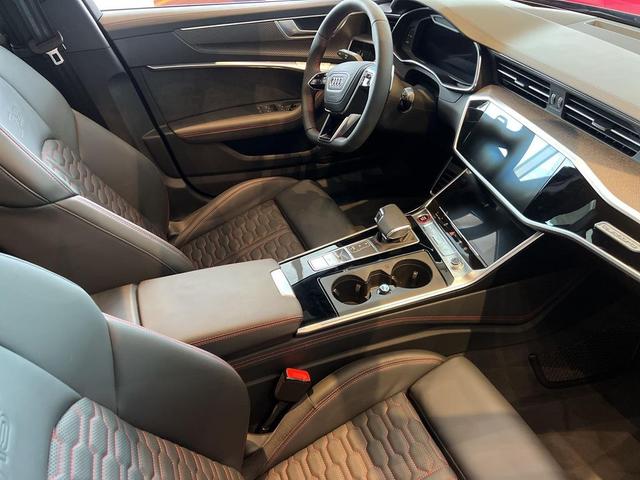 Photo of 2026 Daytona Gray Pearl Effect Audi RS 6 Avant