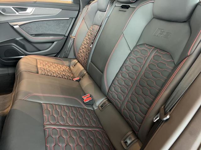 Photo of 2026 Daytona Gray Pearl Effect Audi RS 6 Avant