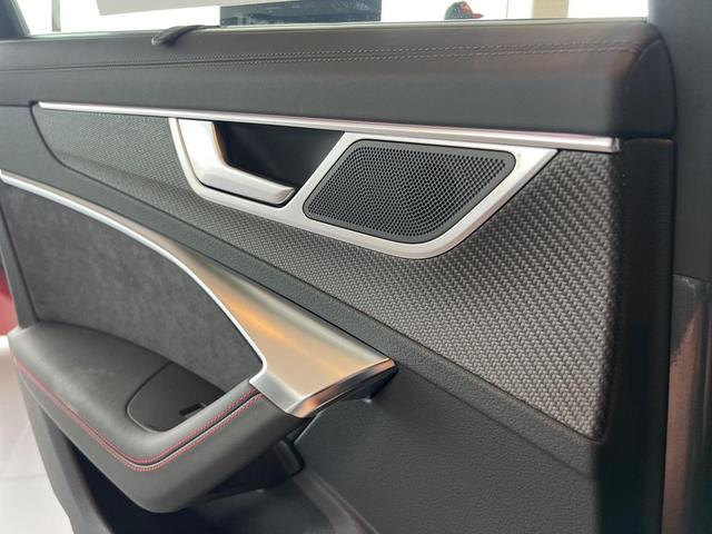 Photo of 2026 Daytona Gray Pearl Effect Audi RS 6 Avant